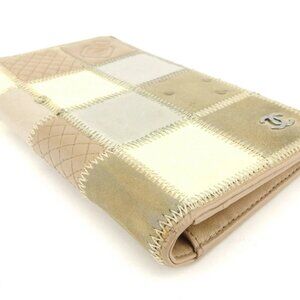 CHANEL Purse Beige Silver Women Authentic secondhand